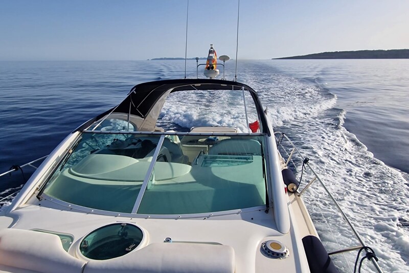 Image courtesy of JD Yachts Fairline Targa 48