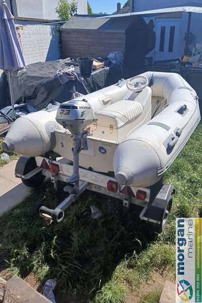  Chris-Craft Concept 27