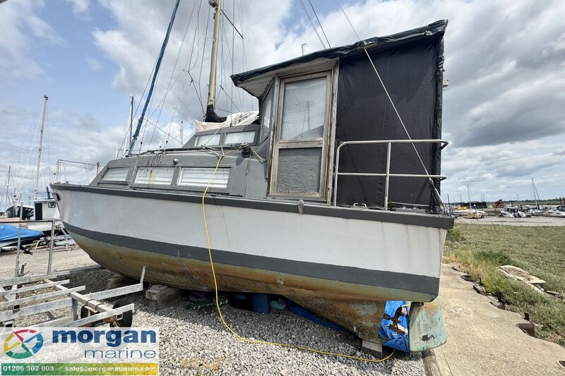  Amazon MK1  Catamaran with 2x diesel inboards