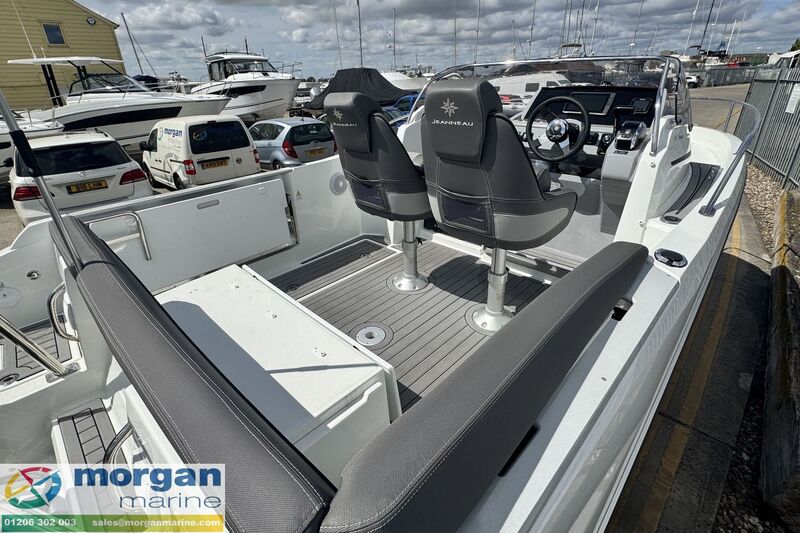  Jeanneau  Cap Camarat 6.5 WA – Series 3