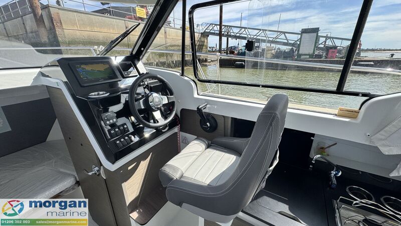  Jeanneau  Merry Fisher 695 Series 2 