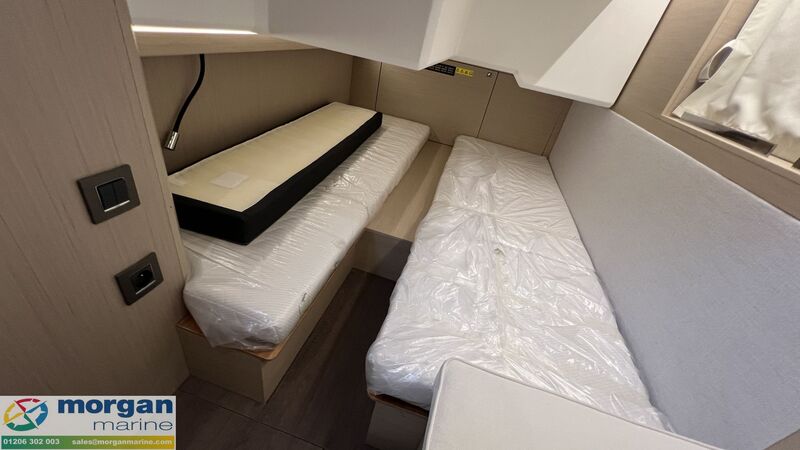  Jeanneau NC 37