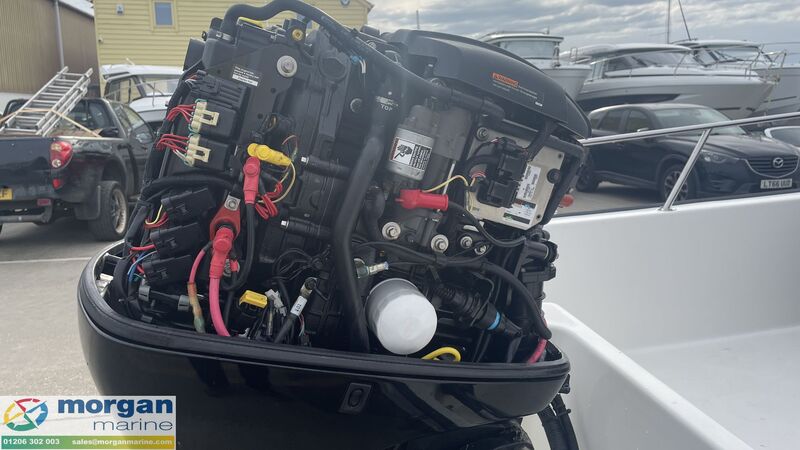  Boston Whaler  170 Montauk 