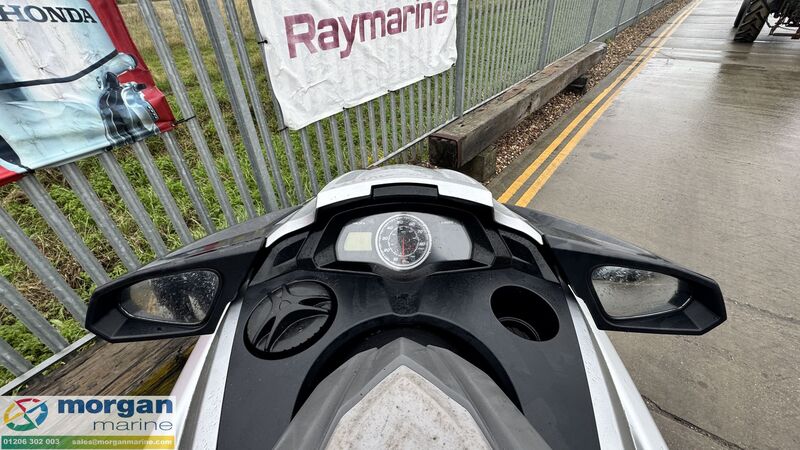  Yamaha WaveRunner  FX HO cruiser 