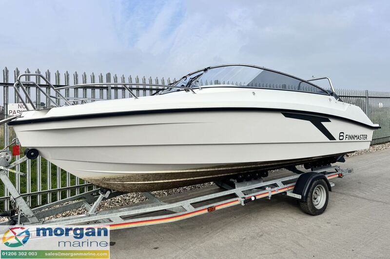  Finnmaster  T6 Day Cruiser