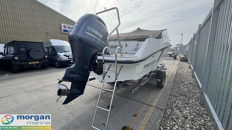  Finnmaster  T6 Day Cruiser