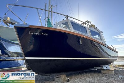 Starfish 8 with extended wheelhouse