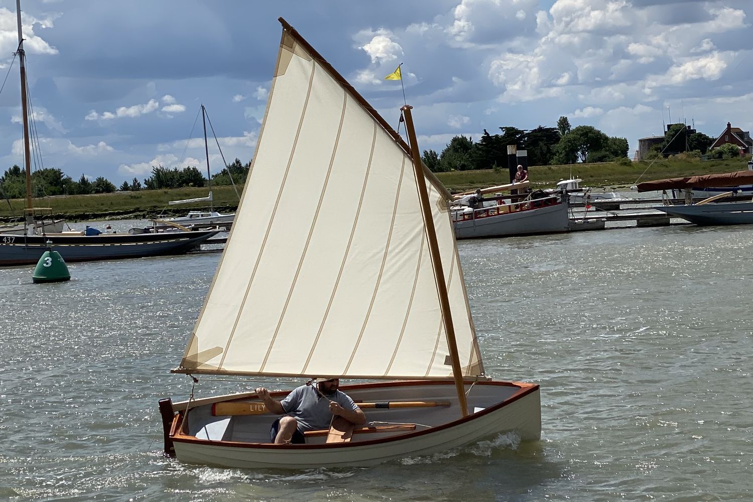 Classic Sailing Dinghy Jade-10 à vendre