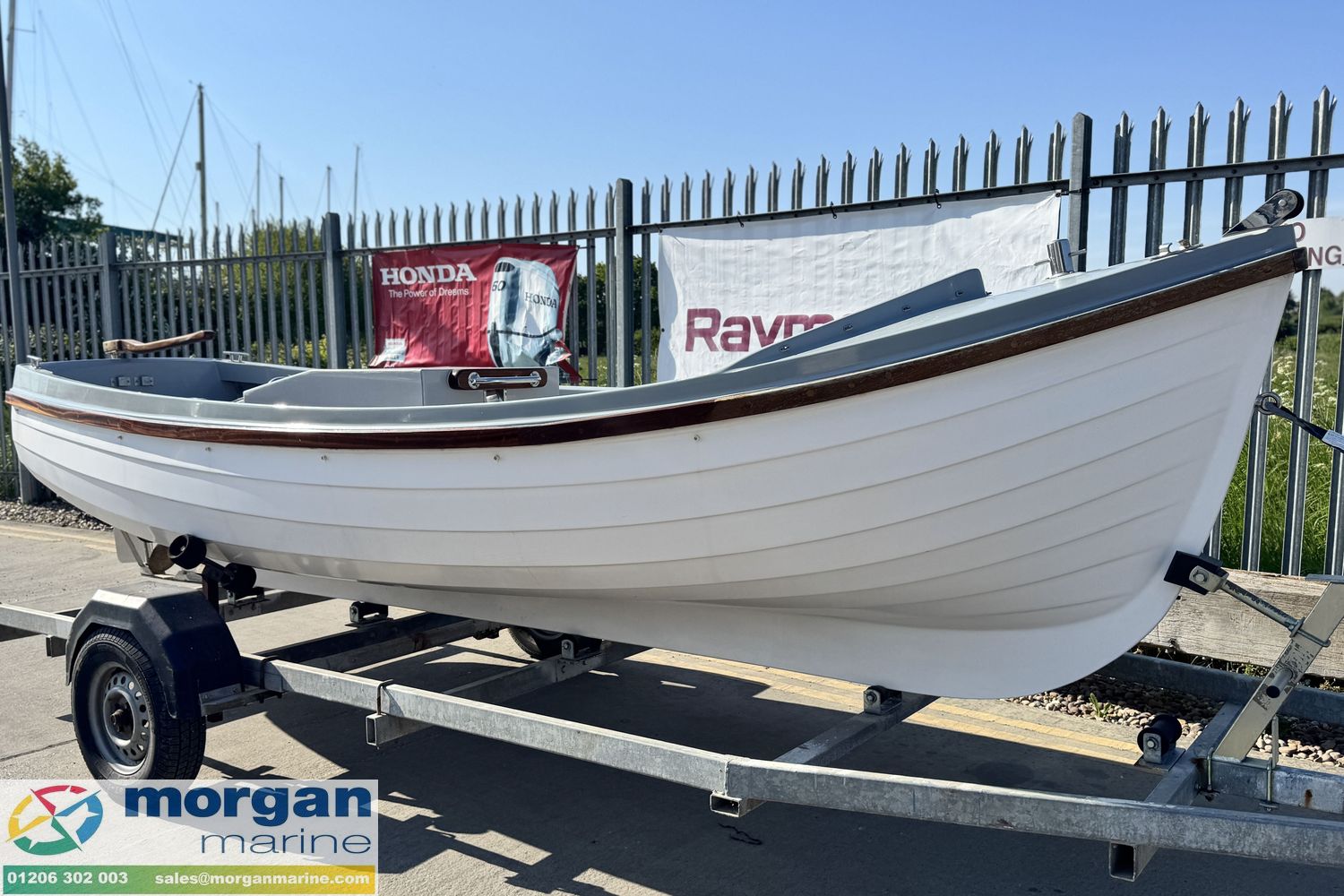 16ft Harbour Launch à vendre