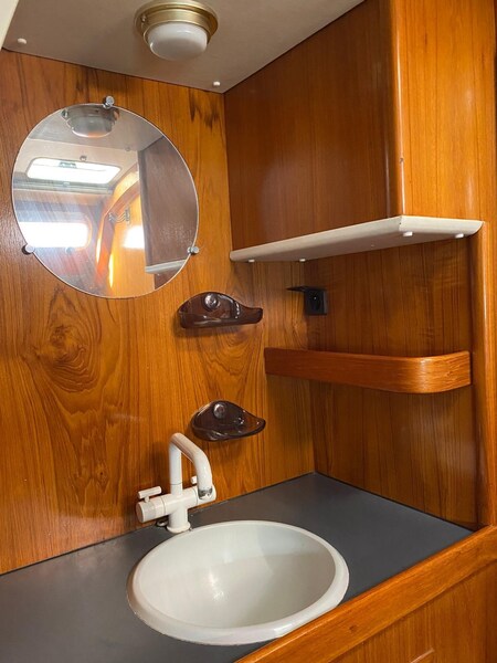 5 Jeanneau SUN MAGIC 44