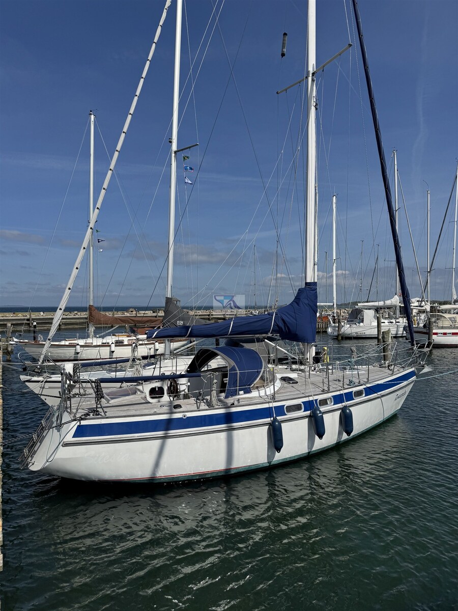 Genzel Werft Phantom 35 à vendre