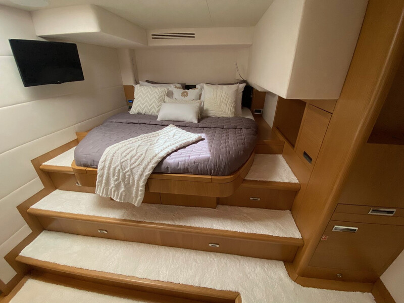  SERENITY Yachts SERENITY 64 Hybrid SOLAR ELECTRIC POWERCAT