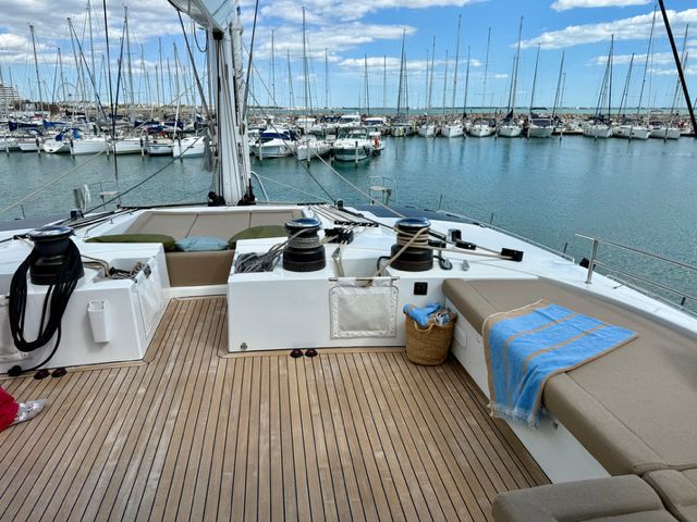  LAGOON 620 NEO