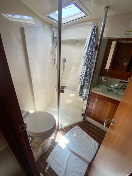  RIVIERA MARINE 4400 SPORT YACHT