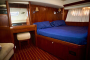  OYSTER 80 Deck Saloon