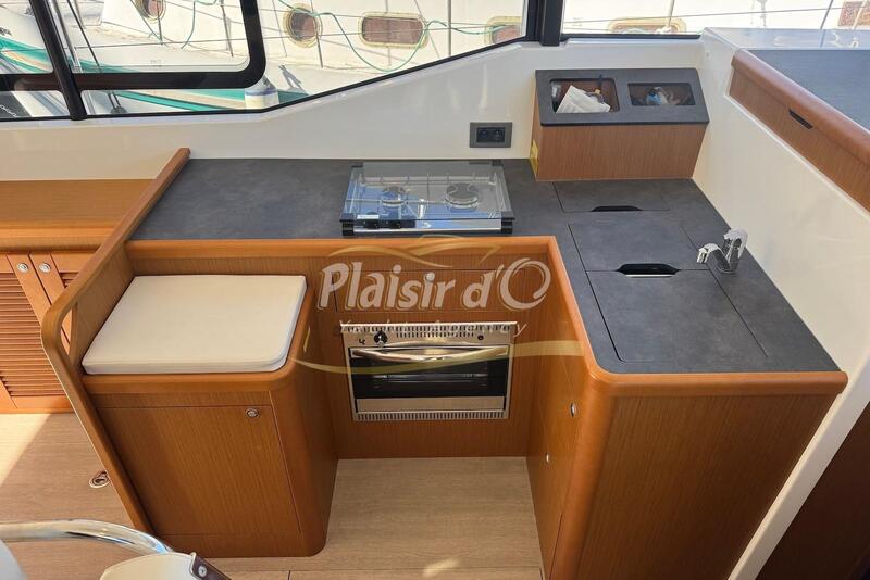 Beneteau Swift Trawler 35 Beneteau Swift Trawler 35