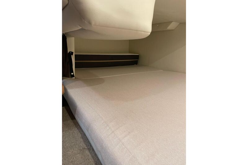 Sea Ray 265 Sundancer Sea Ray 265 Sundancer