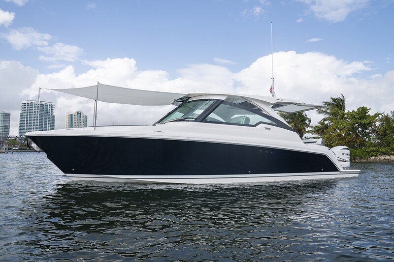 Tiara 34 LX bow profile Tiara Yachts 34 LX