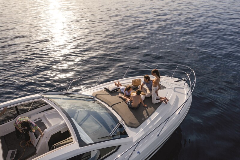 A45 Exterior View 2 Azimut Atlantis 45