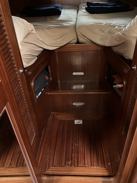 Liberty 35 Cabin Detail Egemar LIBERTY 35