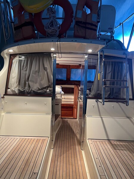 San Juan 40, cockpit view San Juan Yachts SJ40 FB