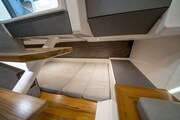 Tiara 43 LS aft berth Tiara Yachts 43LS