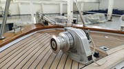 Apreamare 9 Open - Windlass Detail Apreamare APREA 750 MIDCABIN