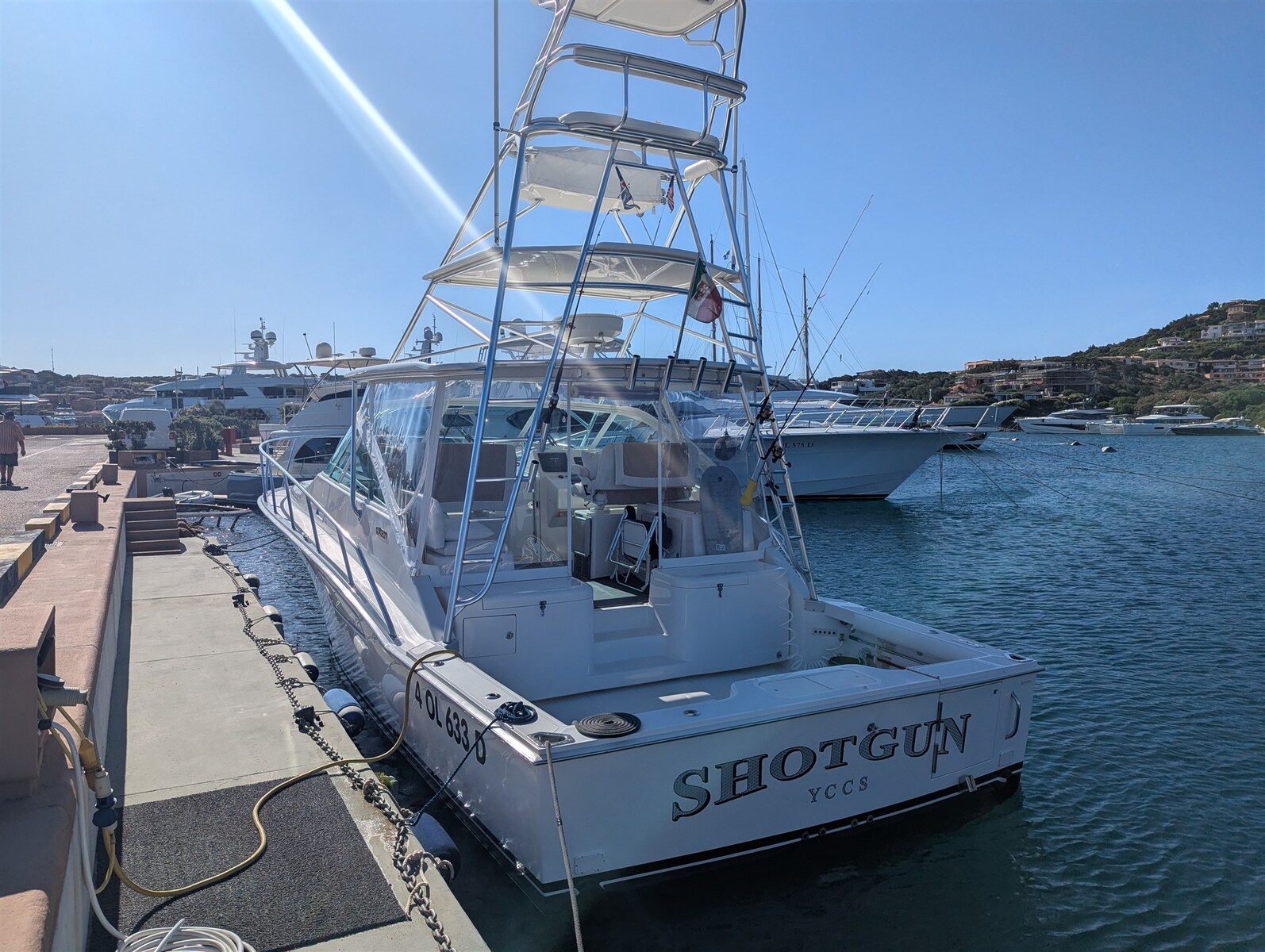 Cabo 38' Express à vendre