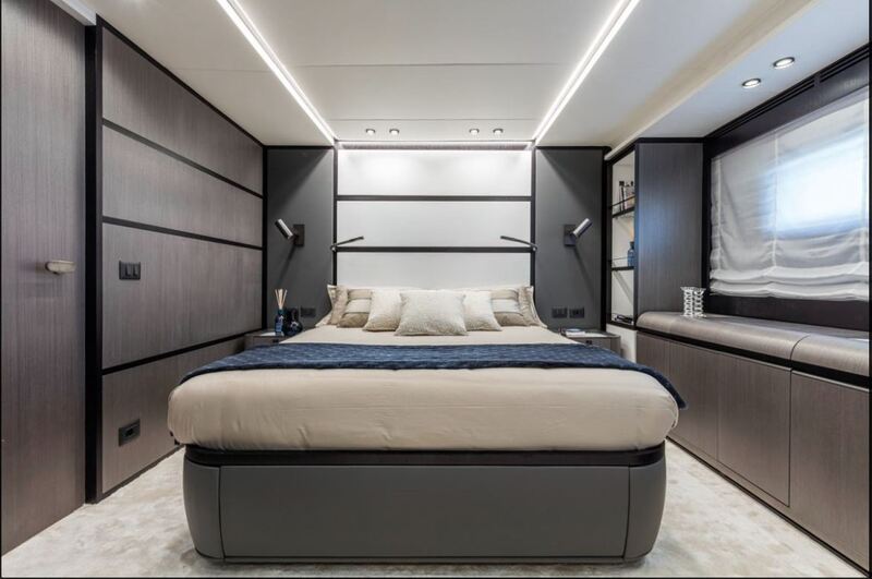 httthhjz Isa yachts Xtra Alu 40 M