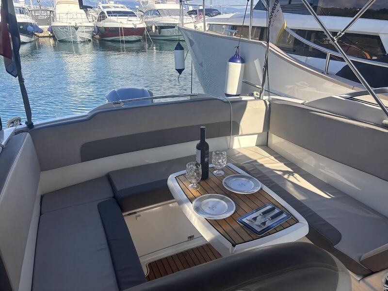 jeanneau-cap-camarat-7.5-dc-yamaha-300-slika-259782993 Jeanneau Cap Camarat 7.5 DC