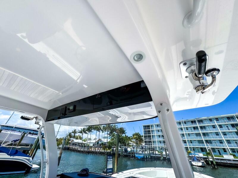  Edgewater 370CC