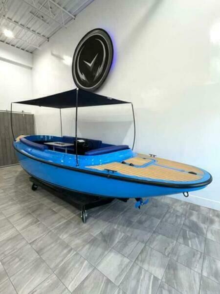  Vision Fantail 217
