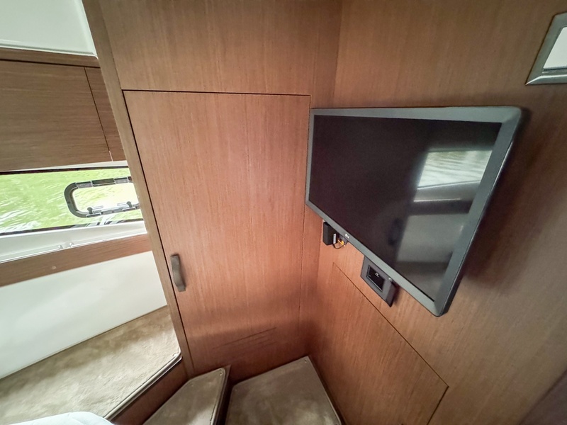 Beneteau Antares 11