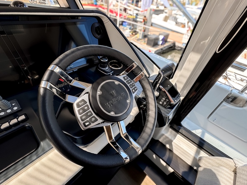  Wellcraft 44 Explorer