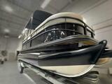  Vision WX Tritoon