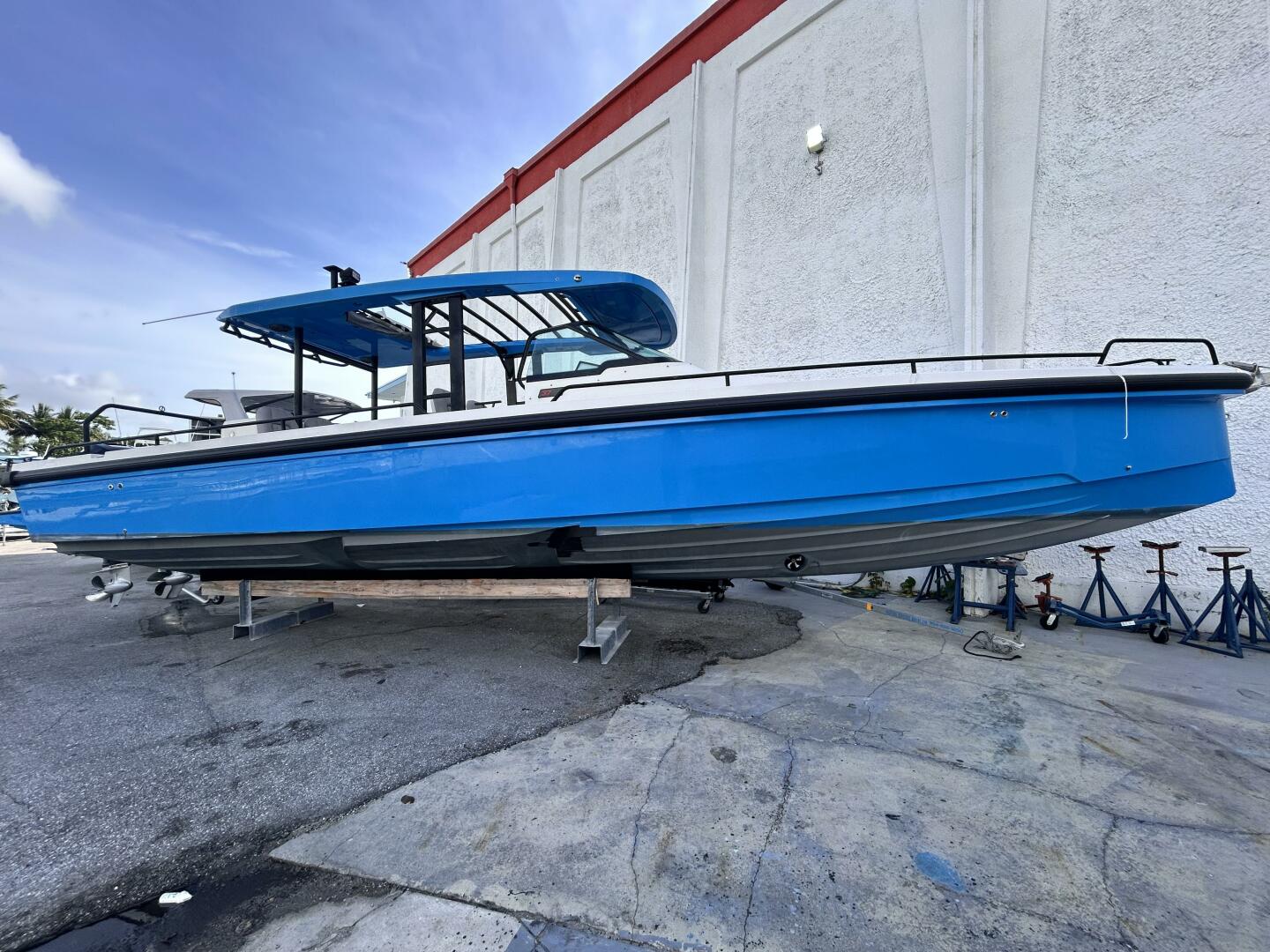 Axopar 37 Sun Top à vendre