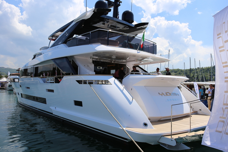 Dreamline 26 Internautica International Boat Show 2016