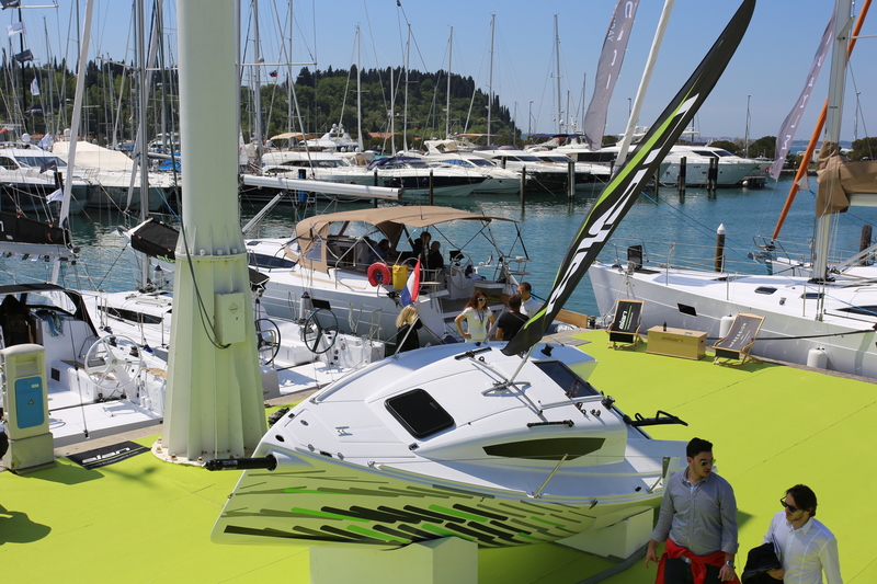 Elan S1 Internautica International Boat Show 2016