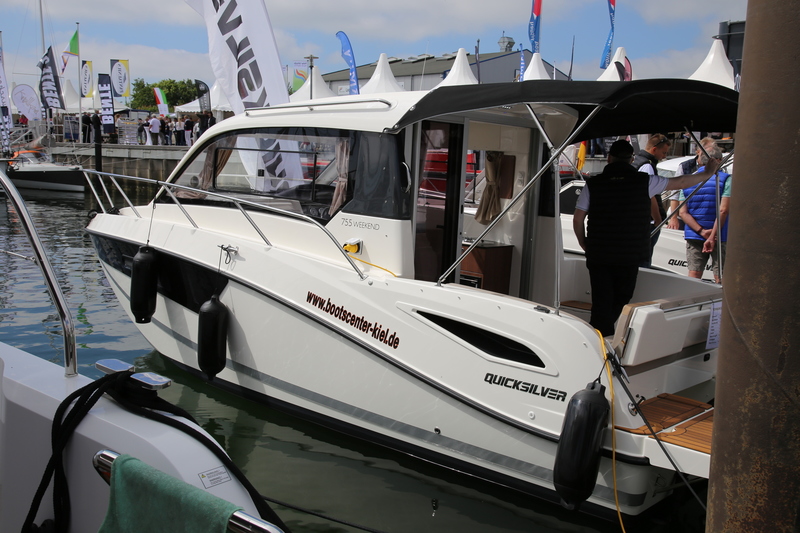 Quicksilver 755 Weekend Ancora boot show 2017