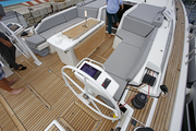 Cockpit Beneteau Oceanis 46.1